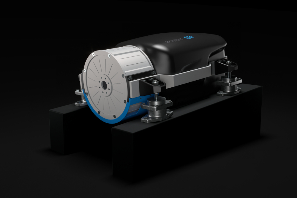 Motor S50 zasnovan za NT Systems pogonski sistem za jahte, narejen po meri industrijskega oblikovalca