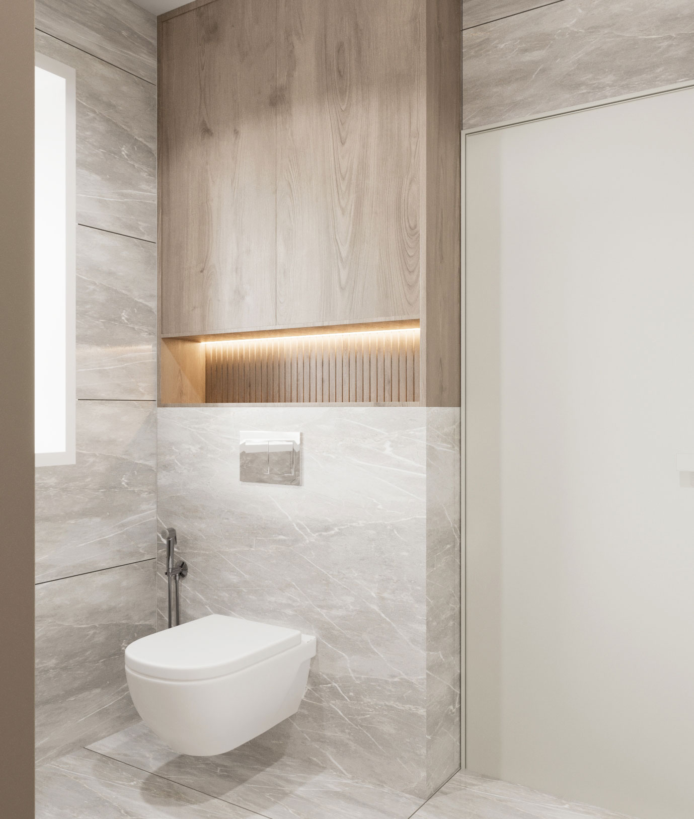 Stranišče z vgradnim kotličkom in leseno omaro, primer notranjega oblikovanja prostorov